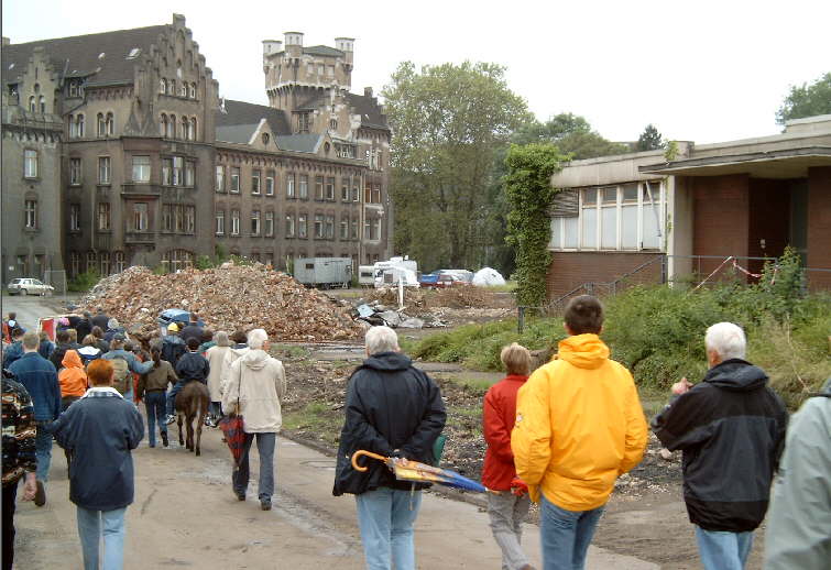 5.  Eselwanderung ber das Phoenixgelnde in Dortmund Hrde vom 4. bis 6. Juni 2004